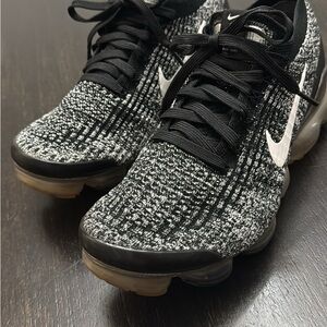 Nike Black and White Vapormax